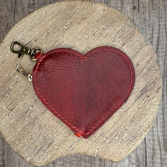 Portland Leather Heart Keychain Pouch FAST SHIP CHILI RED Heart NEW - Picture 1 of 3